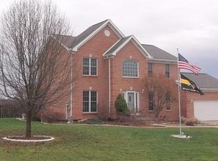 130 Walnut Cir, Elizabeth, PA 15037