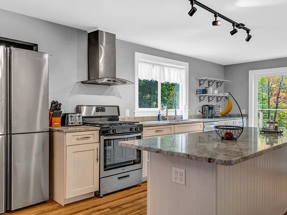 28 Ossipee Trail W, Standish, ME 04084 Zillow