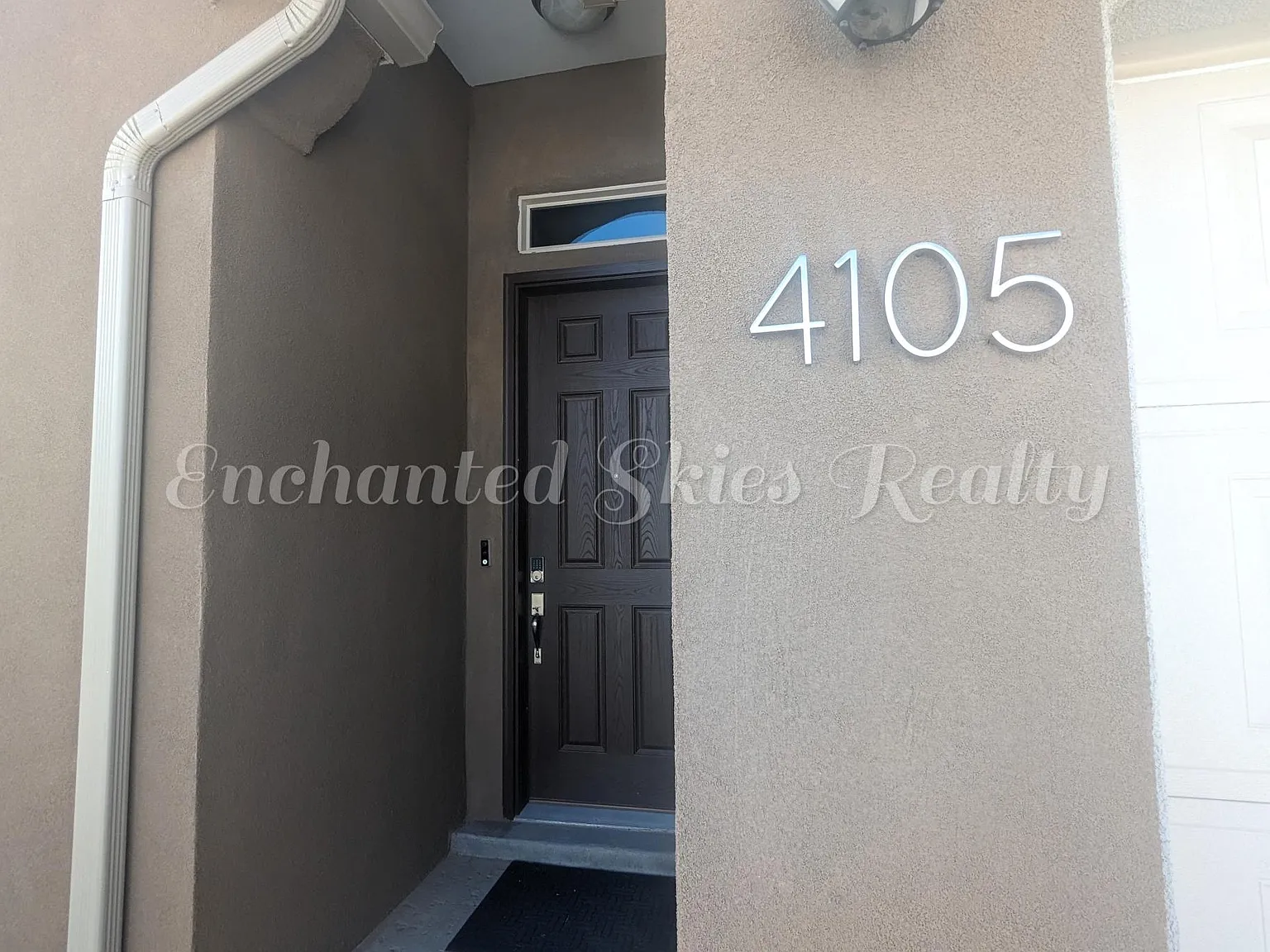 3 bed, 1684 sqft, $2,295 — Photo 3
