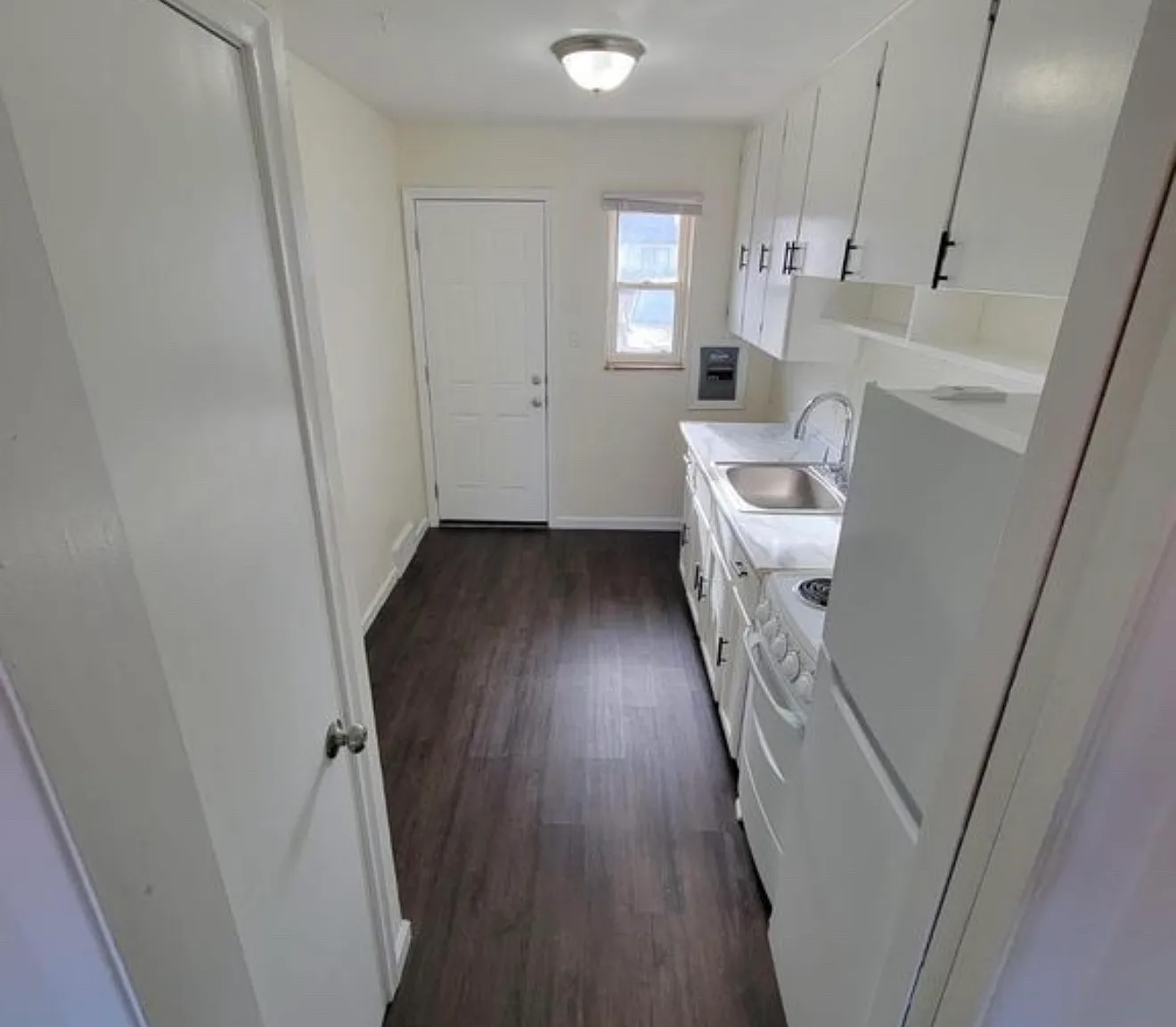 1 bed, 500 sqft, $925 — Photo 3
