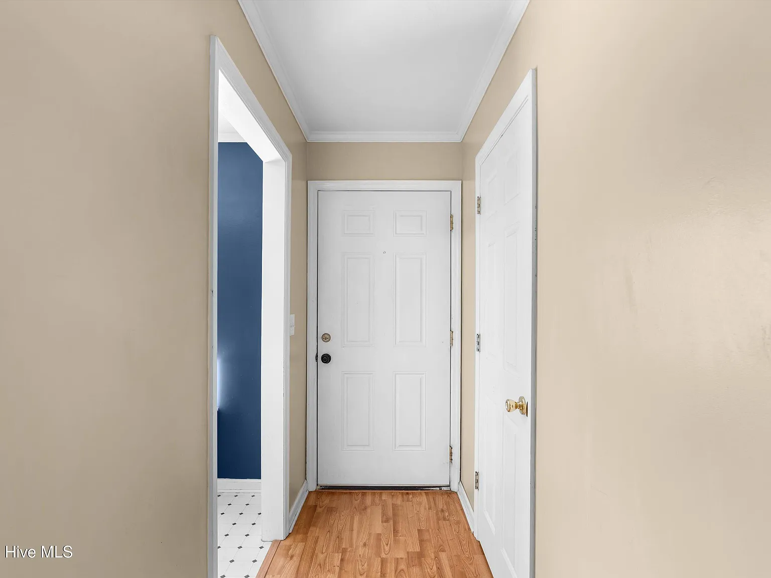 2 bed, 2.0 bath, 1250 sqft, $1,400 — Photo 2