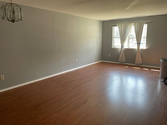 2nd image of 42 Aventura Ct