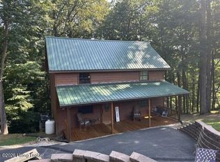 215 Carver Dr, Scottsville, KY 42164
