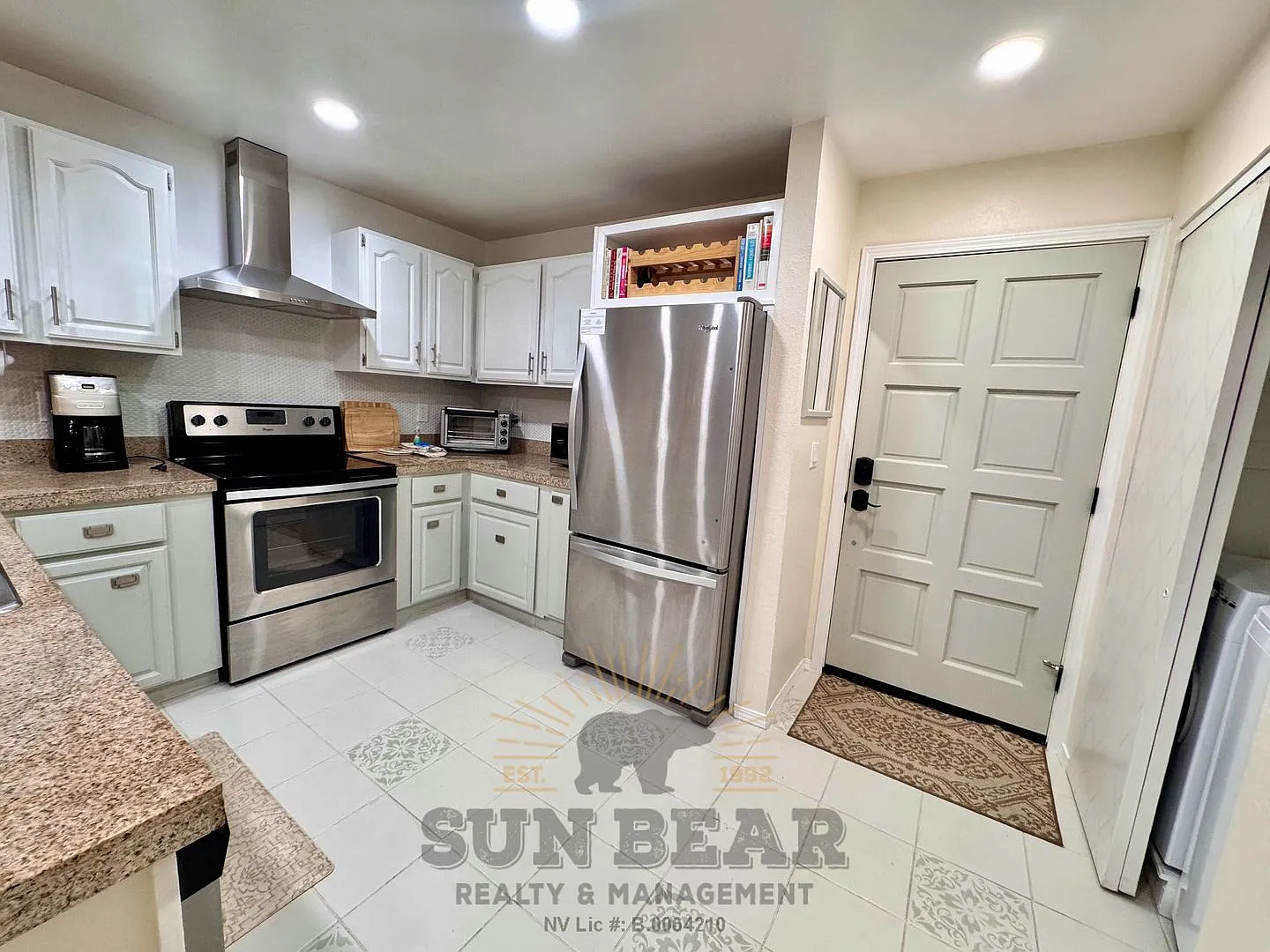 Winter Rental! 4 Bedroom Condo / Central Incline — Photo 3