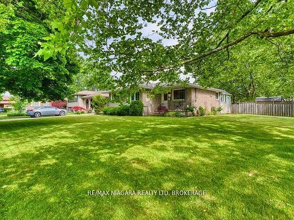 1st image of 80 Pearce Ave