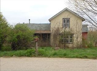 W1335 Alpine Rd, Brooklyn, WI 53521