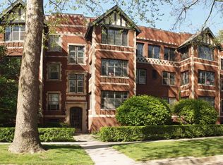 810 W Park Ave APT 5, Champaign, IL 61820