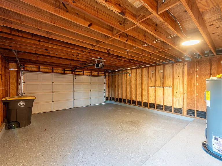 8366 Coralberry Ln — Photo 32