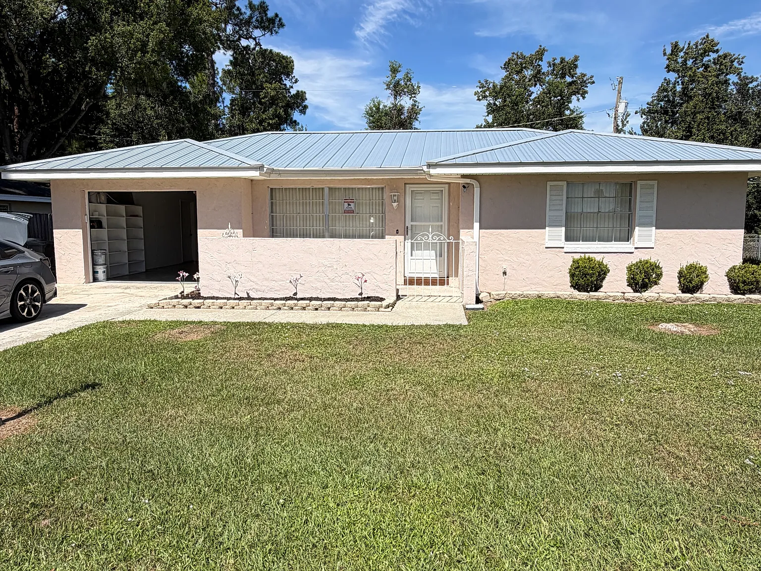 2 bed, 828 sqft, $1,450 — Photo 1