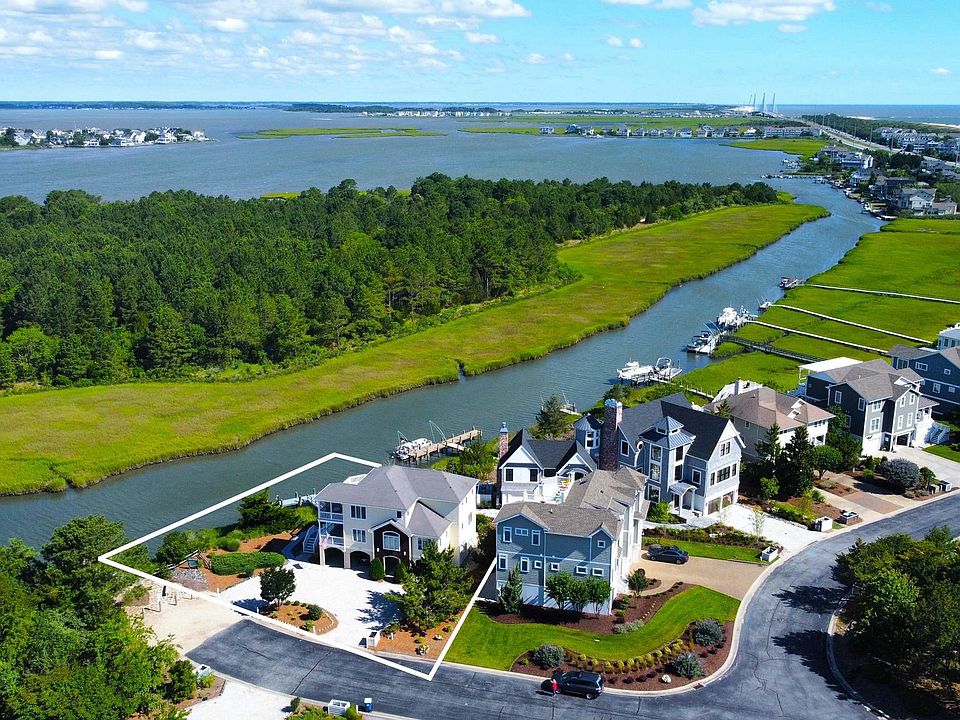 1st image of 339 Le Pointe Dr N