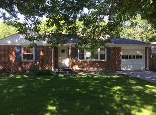 1317 N Blackburn Ave, York, NE 68467