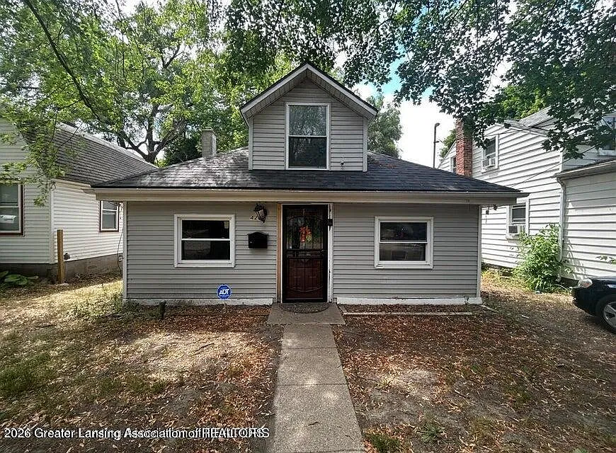 426 S Francis Ave photo 1