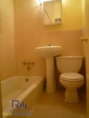 5th image of 314 E 89th St APT 1a