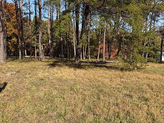 4th image of 603 Rocky Point Rd
