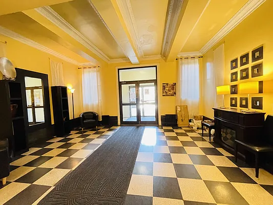 Rented by Corcoran | media 19