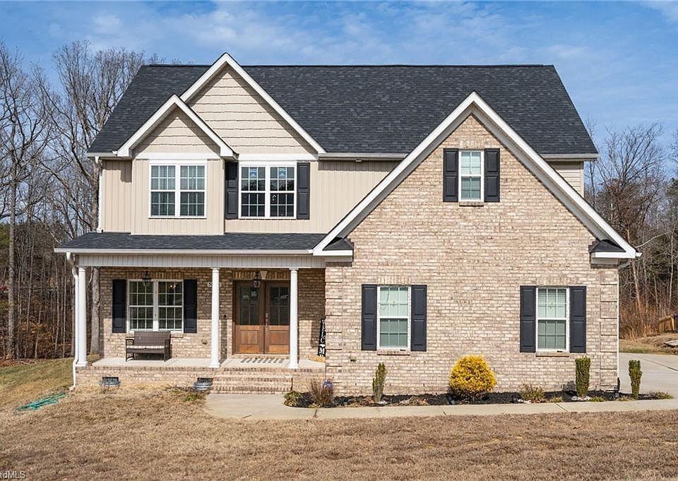 1st image of 5008 Tamarack Dr