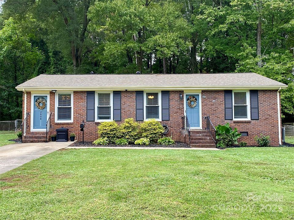 1st image of 3808 Seaforth Dr