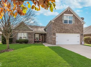 5671 Augusta Woods Dr, Plainfield, IN 46168