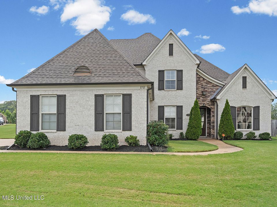 1st image of 1711 Carlee Dr