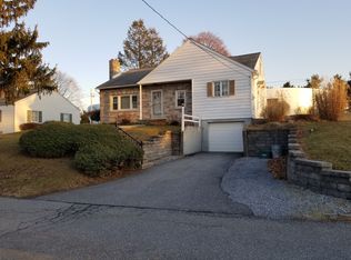 427 Orchard Ln, Manheim, PA 17545