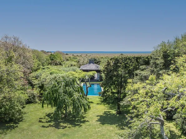 448 Further Ln, East Hampton, NY 11937