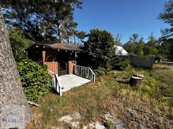 310 Willow Rd, Jesup, GA 31545