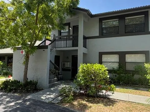 11524 NW 45th St, Coral Springs, FL 33065