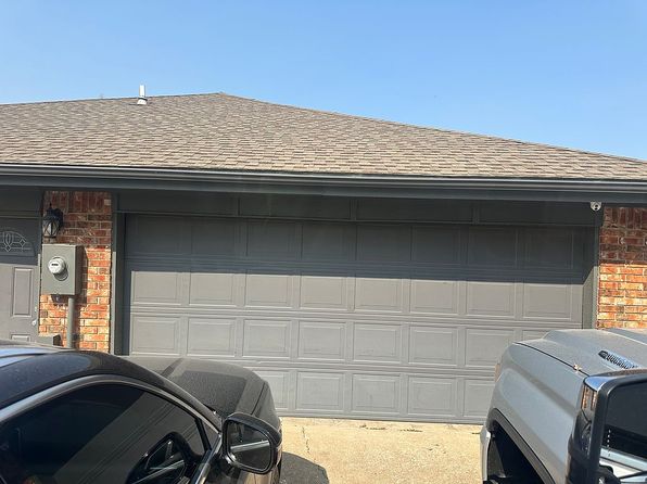 402 N Edgewood Dr
