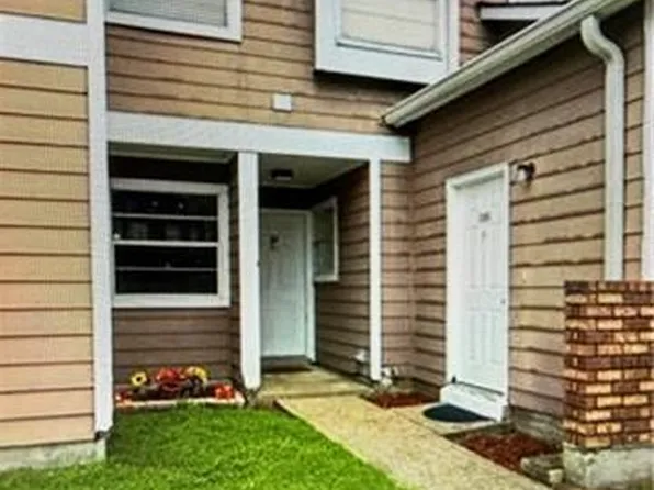 2425 Oxford Pl, Gretna, LA