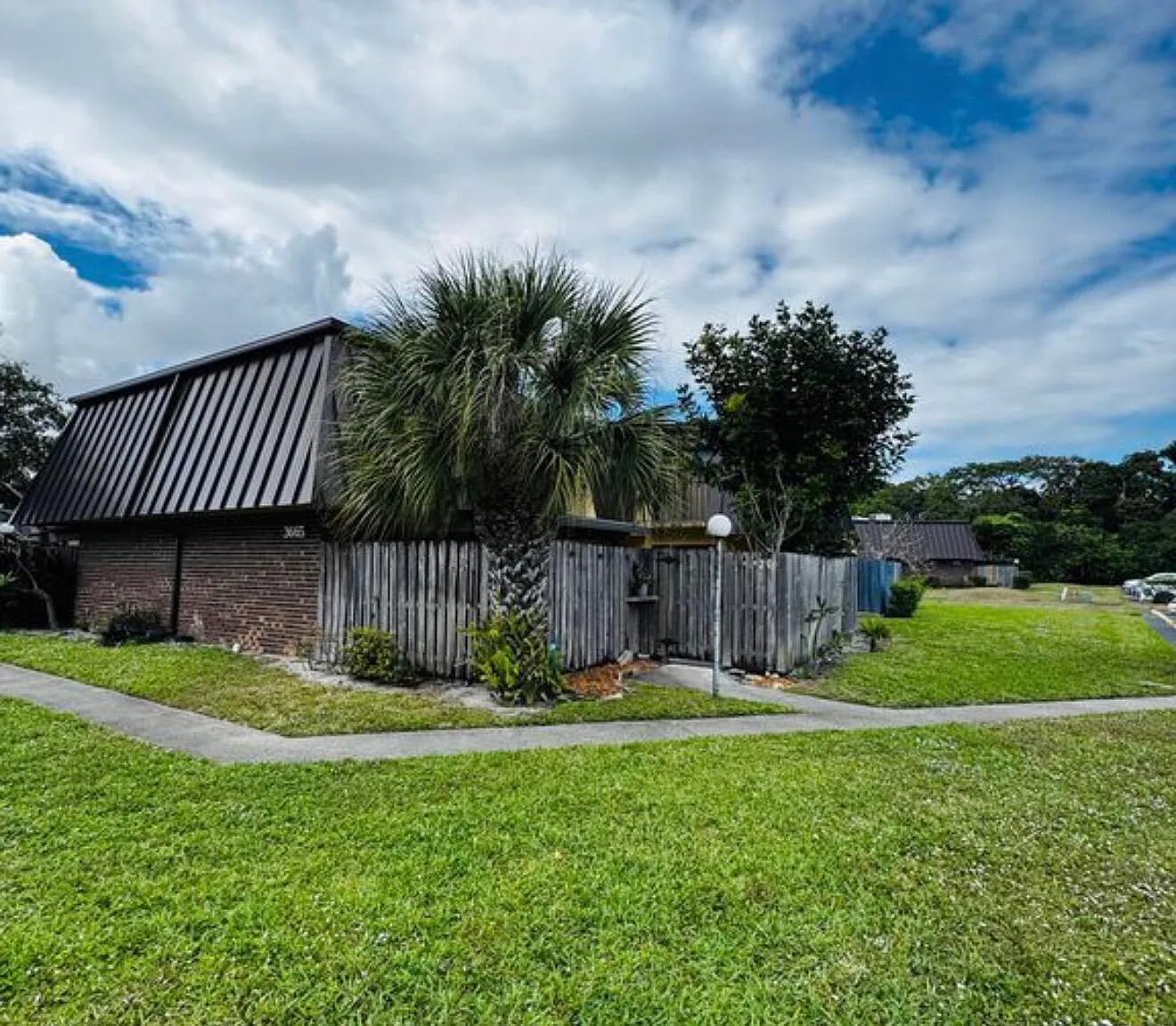 3 bed, 2.5 bath, 1570 sqft, $2,800 — Photo 1
