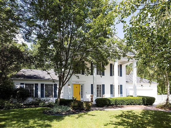 2nd image of 184 Fairview Ct