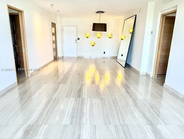 90 Edgewater Dr #515 — Photo 4