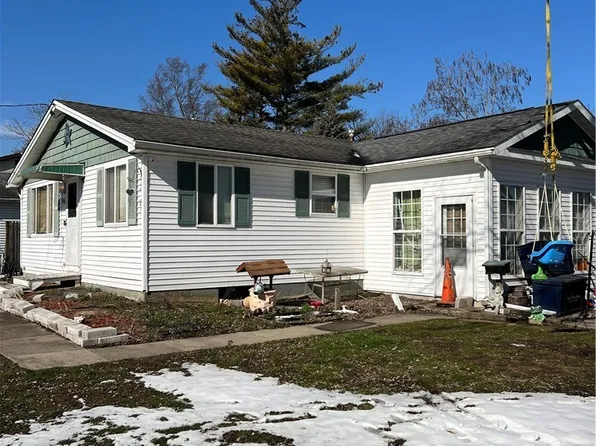 804 Revere Ave, North Tonawanda, NY 14120
