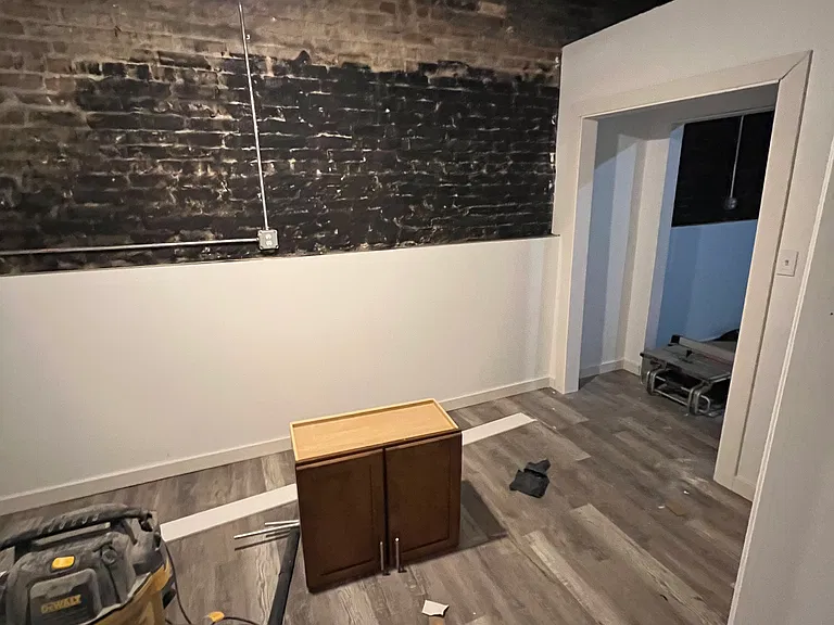 2415 W Arthington St #BASEMENT — Photo 5