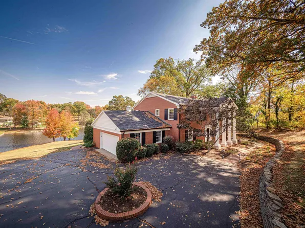8701 Petersburg Rd, Evansville, IN 47725