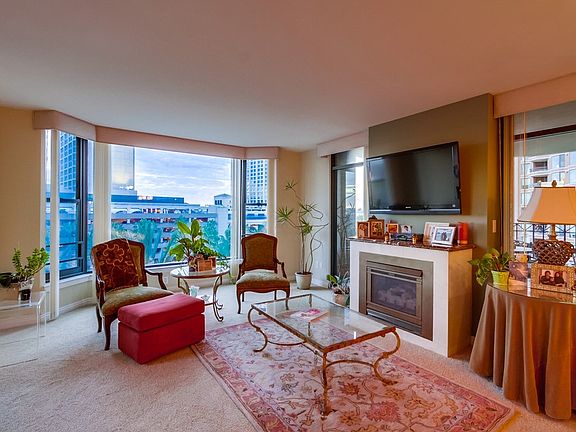5th image of 500 W Harbor Dr Unit 622