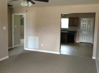 502 N Fort Rd APT 3, Leesville, LA 71446