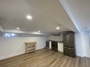 22 Glenside Ave, Toronto, ON M4L 2T5