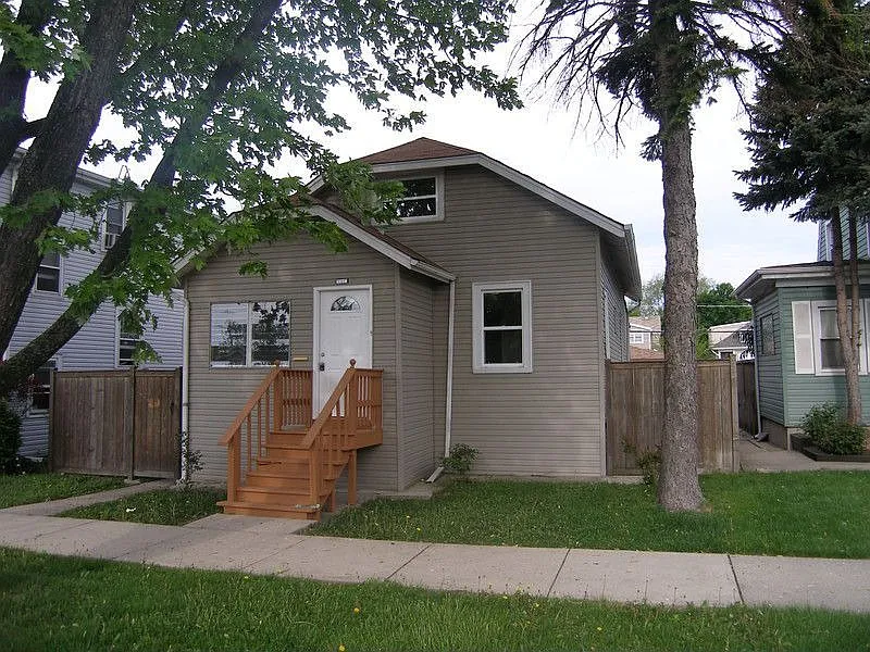 2310 N 73rd Ave photo 1
