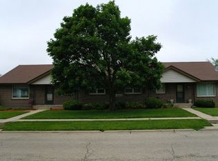 4406 Crawford Dr, Rockford, IL 61114