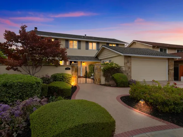 1065 Oaktree Dr, San Jose, CA 95129