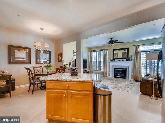 5th image of 2831 Settlers View Dr