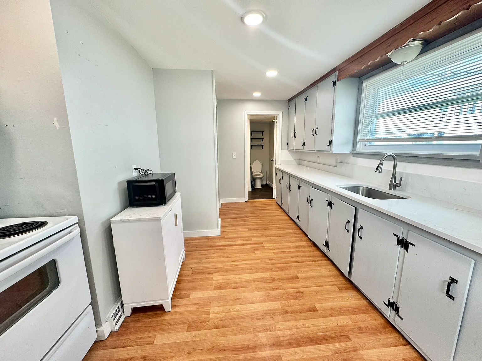 504 Main Street - Apt 1F — Photo 1