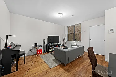 Rented by Elegran