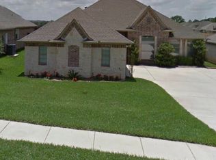 1617 Skidmore Ln, Tyler, TX 75703