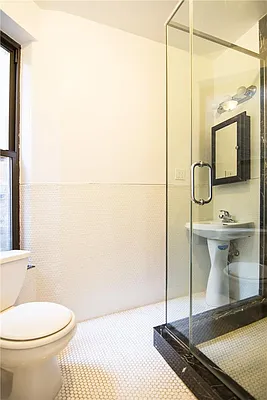 Rented by Platinum Properties | media 10