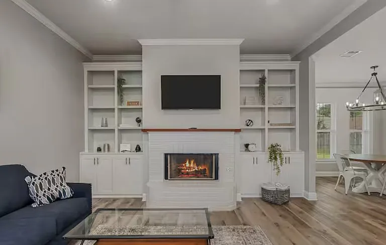 5804 Bluebonnett Dr — Photo 4