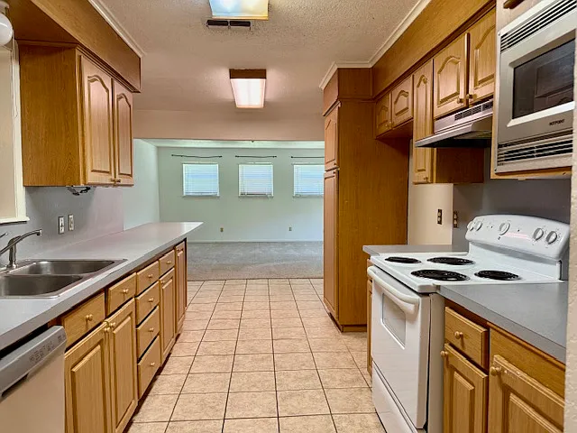3820 Sagebrush Rd — Photo 6
