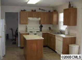 3011 Secret Garden Ct, Indian Trail, NC 28079