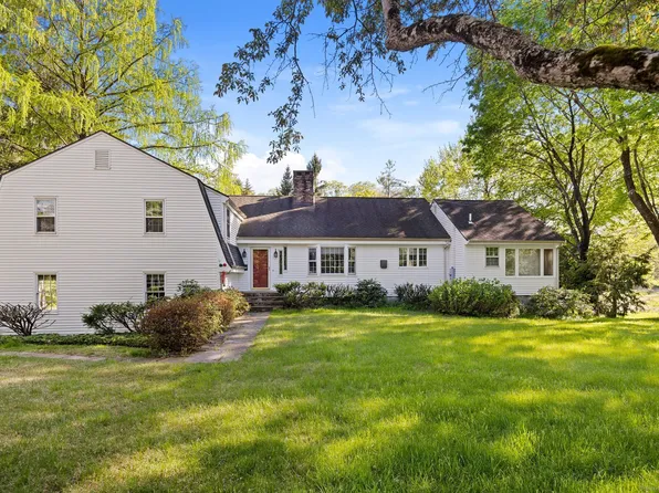 17 Dorset Lane, Farmington, CT 06032